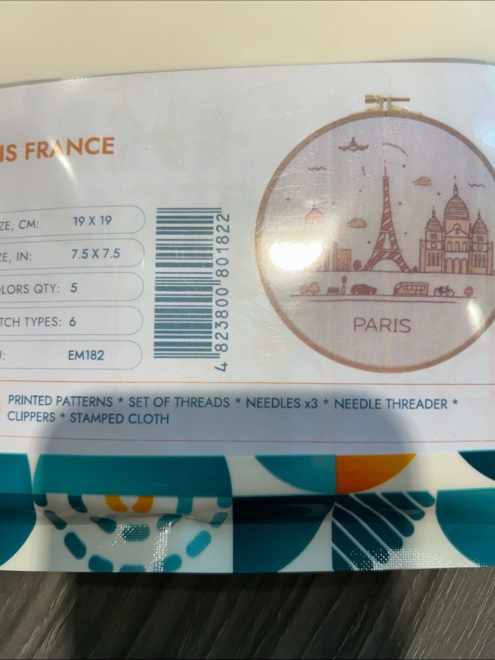 Embroidery Pattern - Paris - Picture 3 of 4